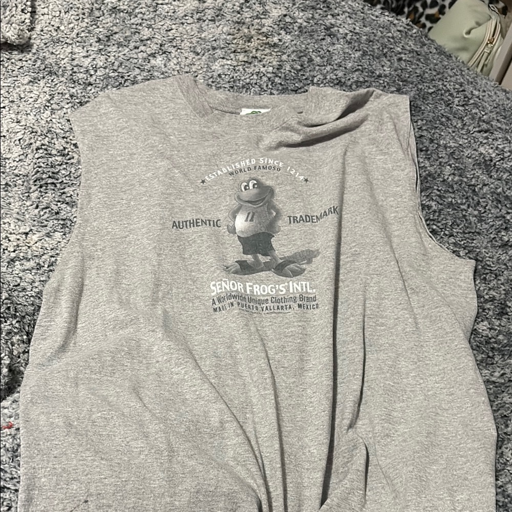 Gray Senior Frog's Intl Sleeveless Shirt